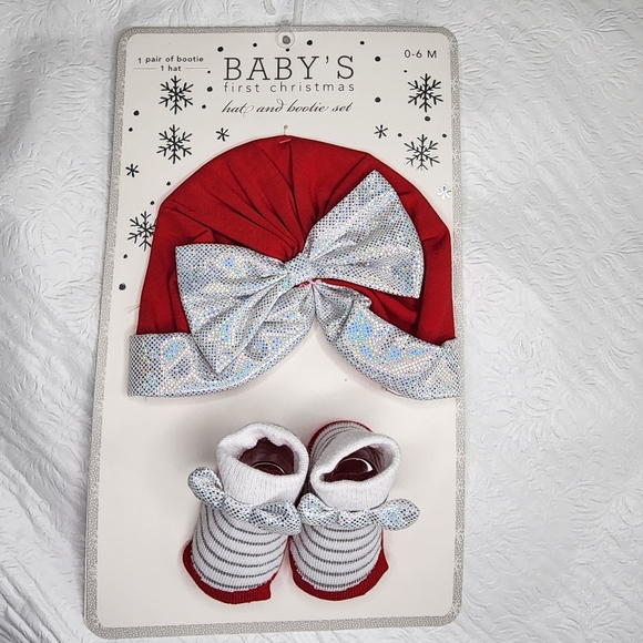 Baby Hat and Booties Set Scarlett Red and Silver Infant Size 0-6 Months NWT - Picture 2 of 9